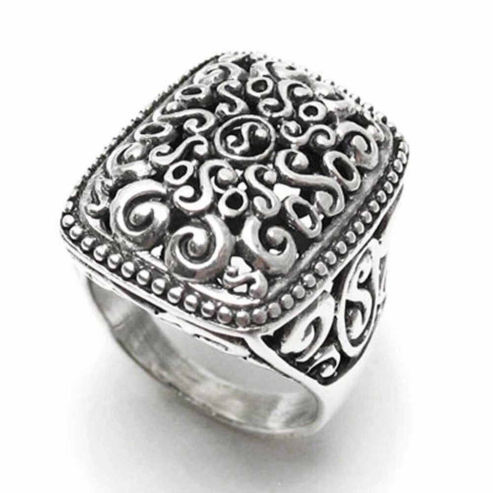 Intricate Square Scroll Ring With Beaded Border I… - image 1